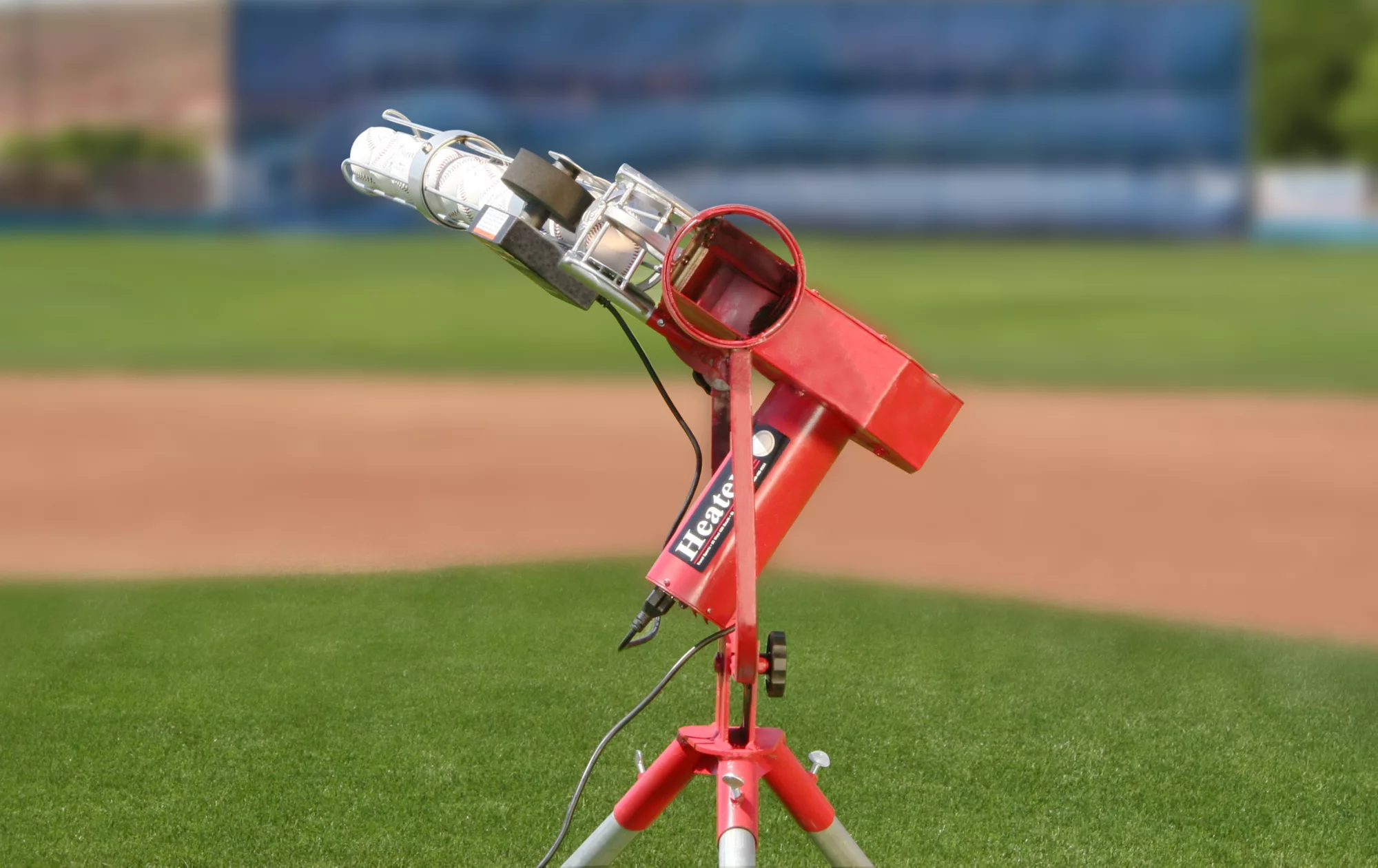 Heater Pro Baseball Pitching Machine W/ Feeder - Image 3