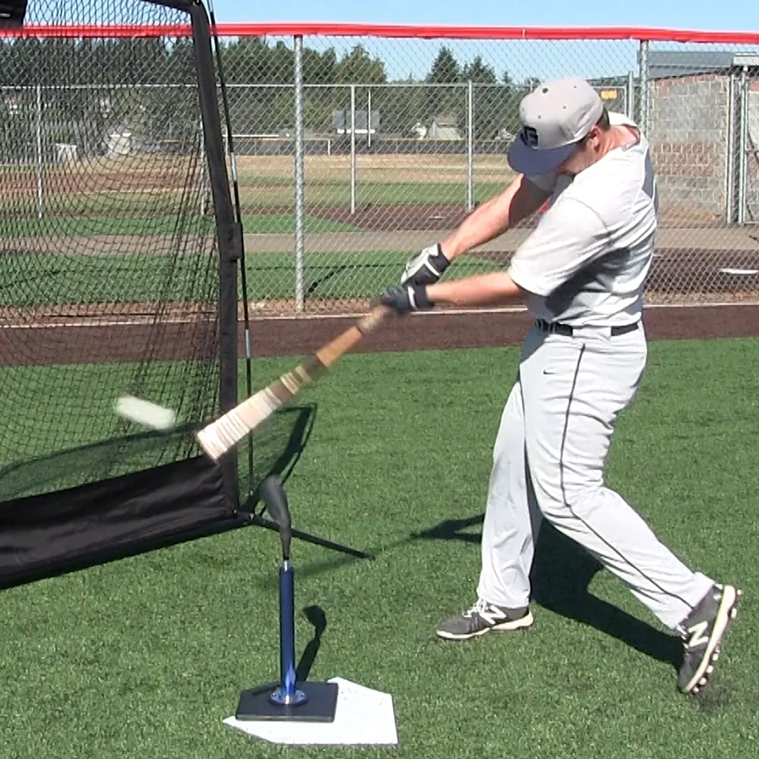 JUGS Pro Style Batting Tee - Image 4