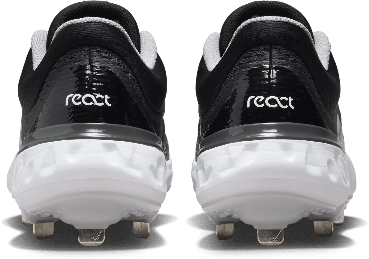 Nike Men's Alpha Huarache Elite 4 Metal Baseball Cleats - Image 5