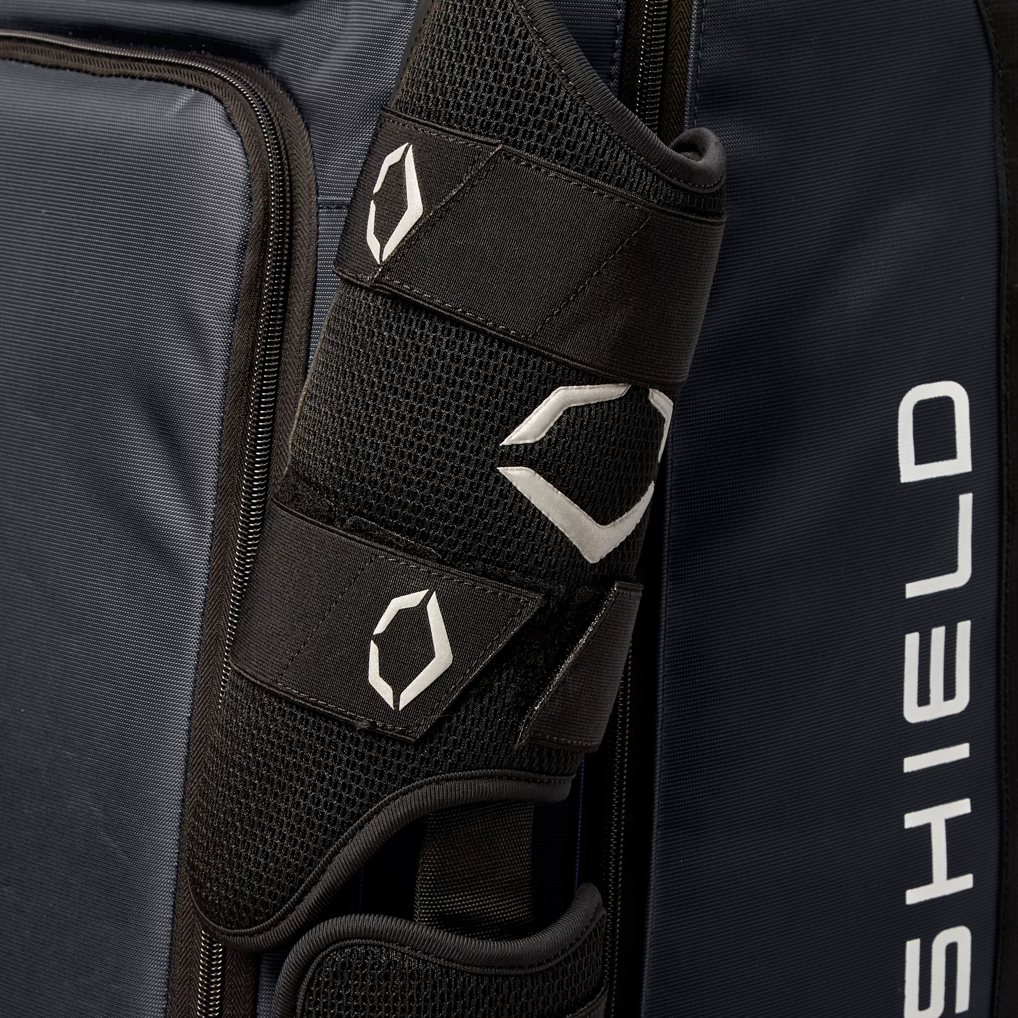 EvoShield Standout Wheeled Bag - Image 10